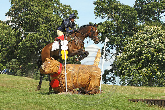 MHH_7971 JESSICA MCKIE CRAZY DIAMOND